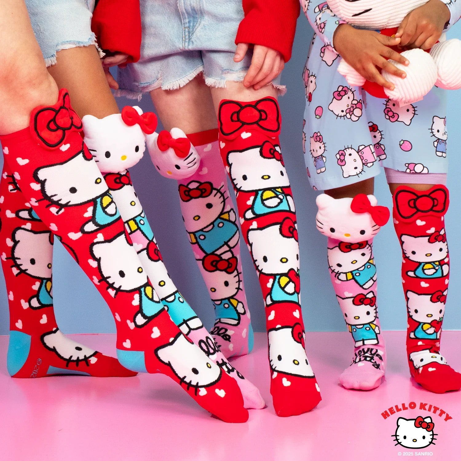Madmia Socks [desn:hello Kitty]